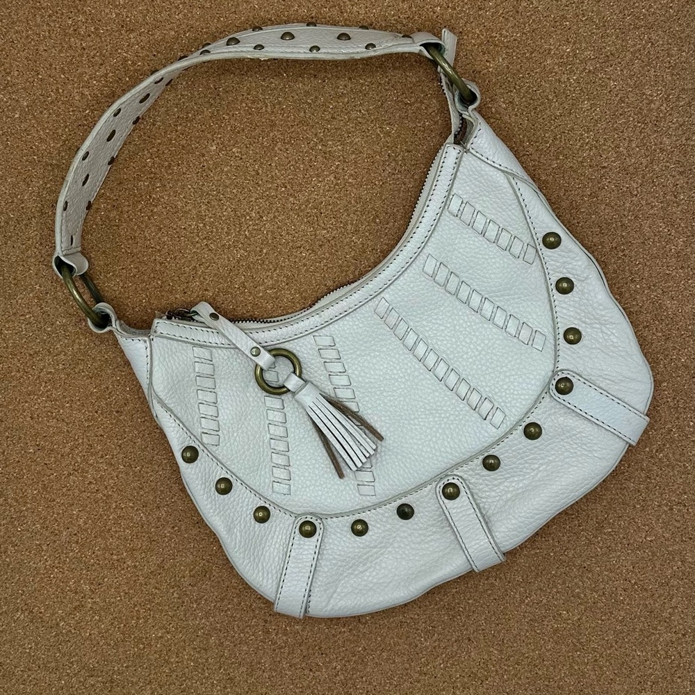 Small Fossil White Leather Purse with Metal Accents